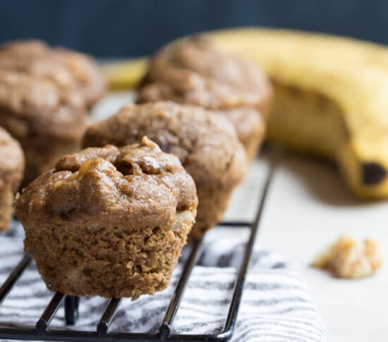 Healthy Banana Bread Muffins with Walnuts | low sugar